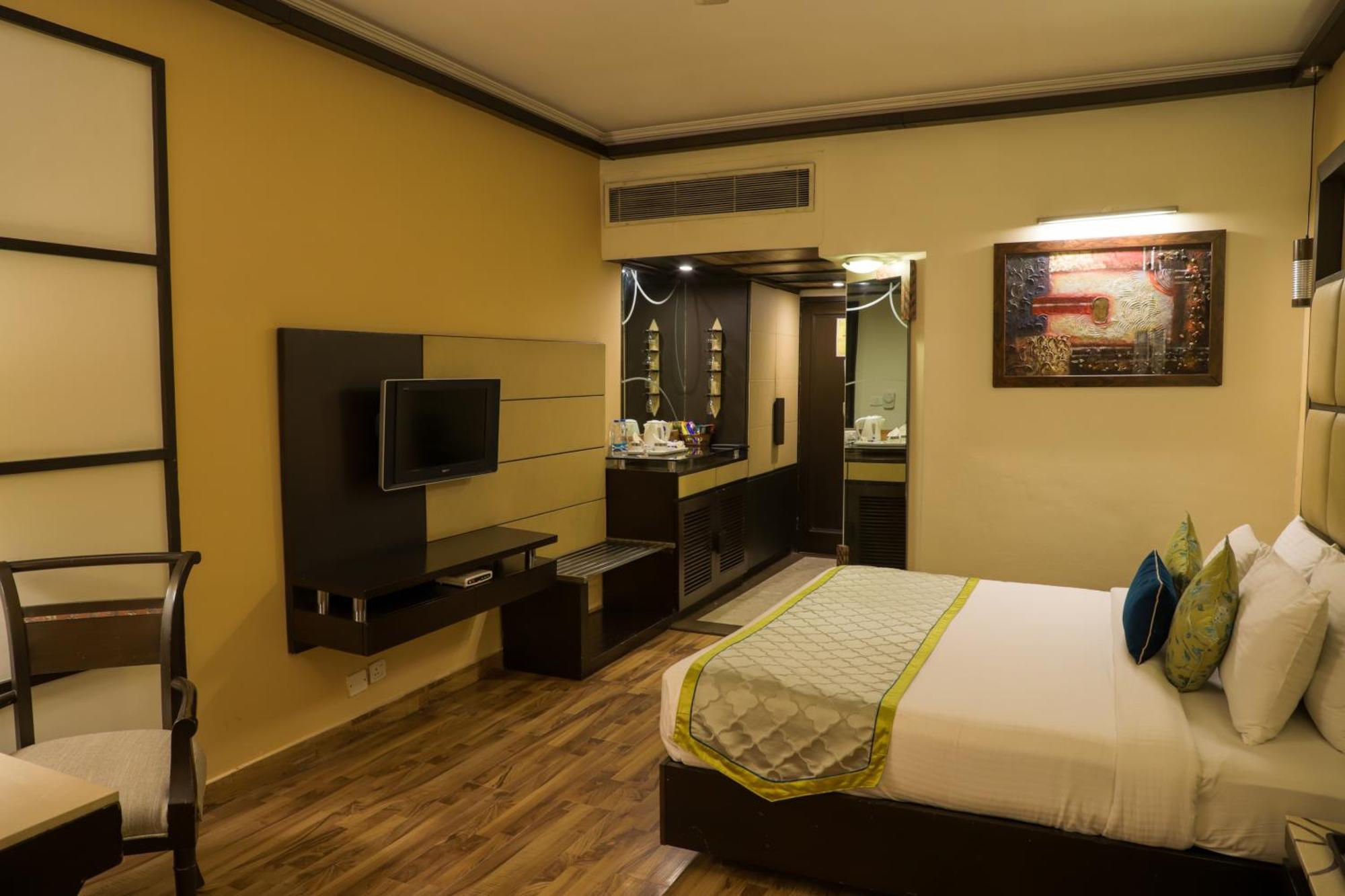 Hotel Maharaja Regency Λουντιάνα Εξωτερικό φωτογραφία