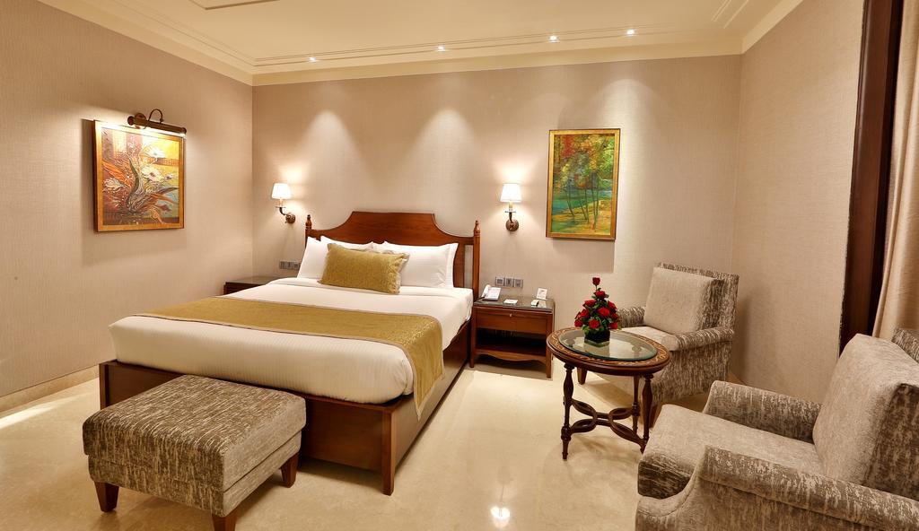 Hotel Maharaja Regency Λουντιάνα Εξωτερικό φωτογραφία