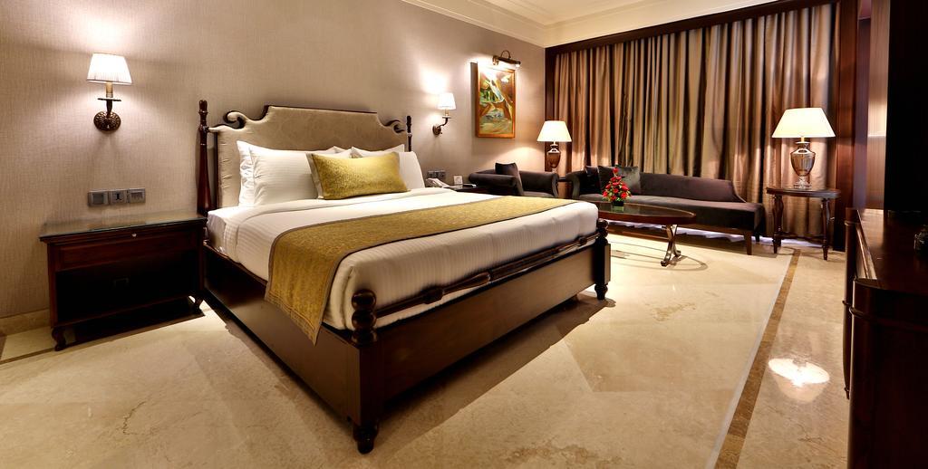 Hotel Maharaja Regency Λουντιάνα Εξωτερικό φωτογραφία